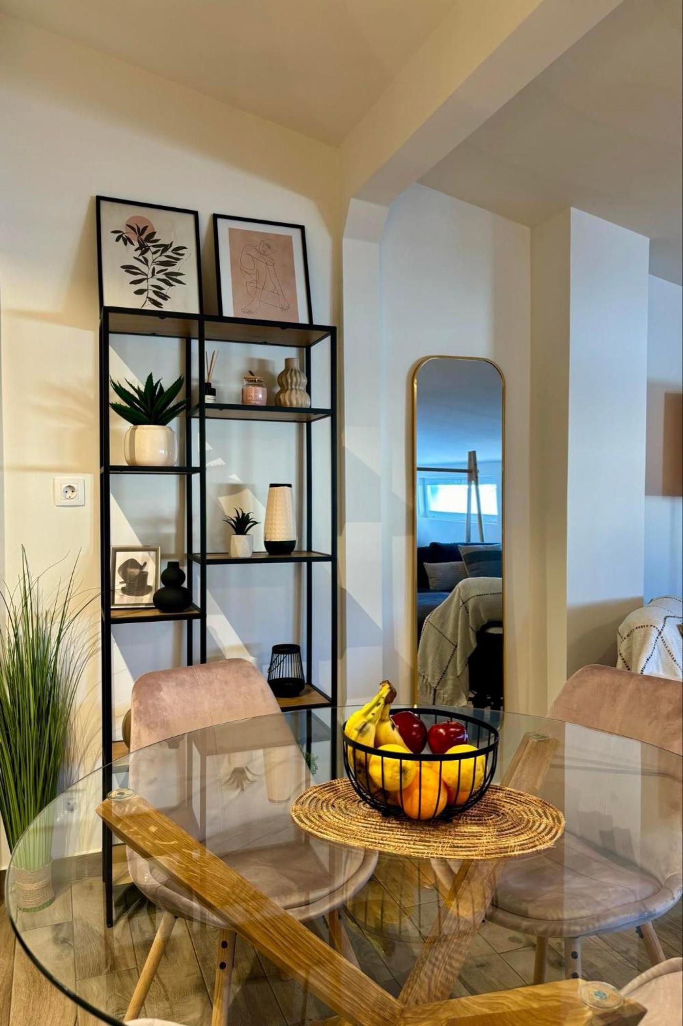 Apartment Maya N.moudania *